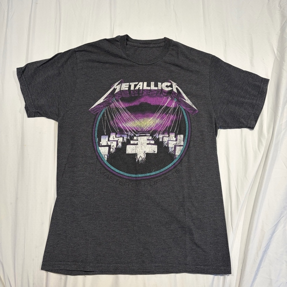 Metallica shirt Medium